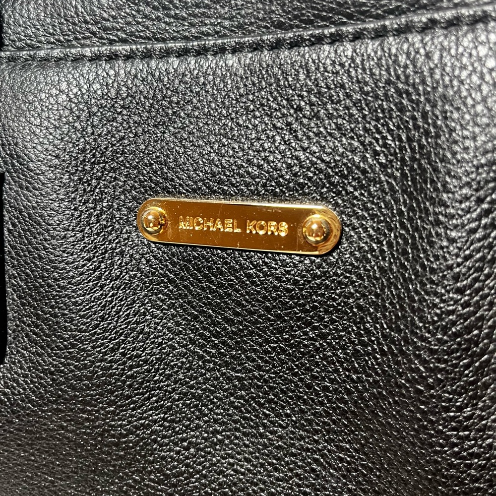 Michael Kors Bedford Legacy Dome Satchel - Picture 4 of 12